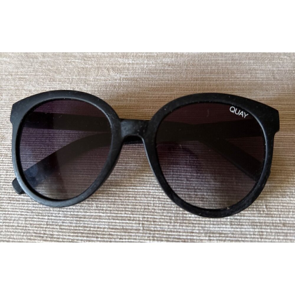 Quay Australia Womens High Tea Oversized Round Sunglasses Black Frame